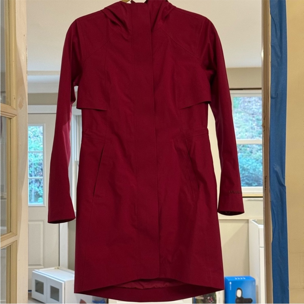 Lululemon Rebel Rain Jacket